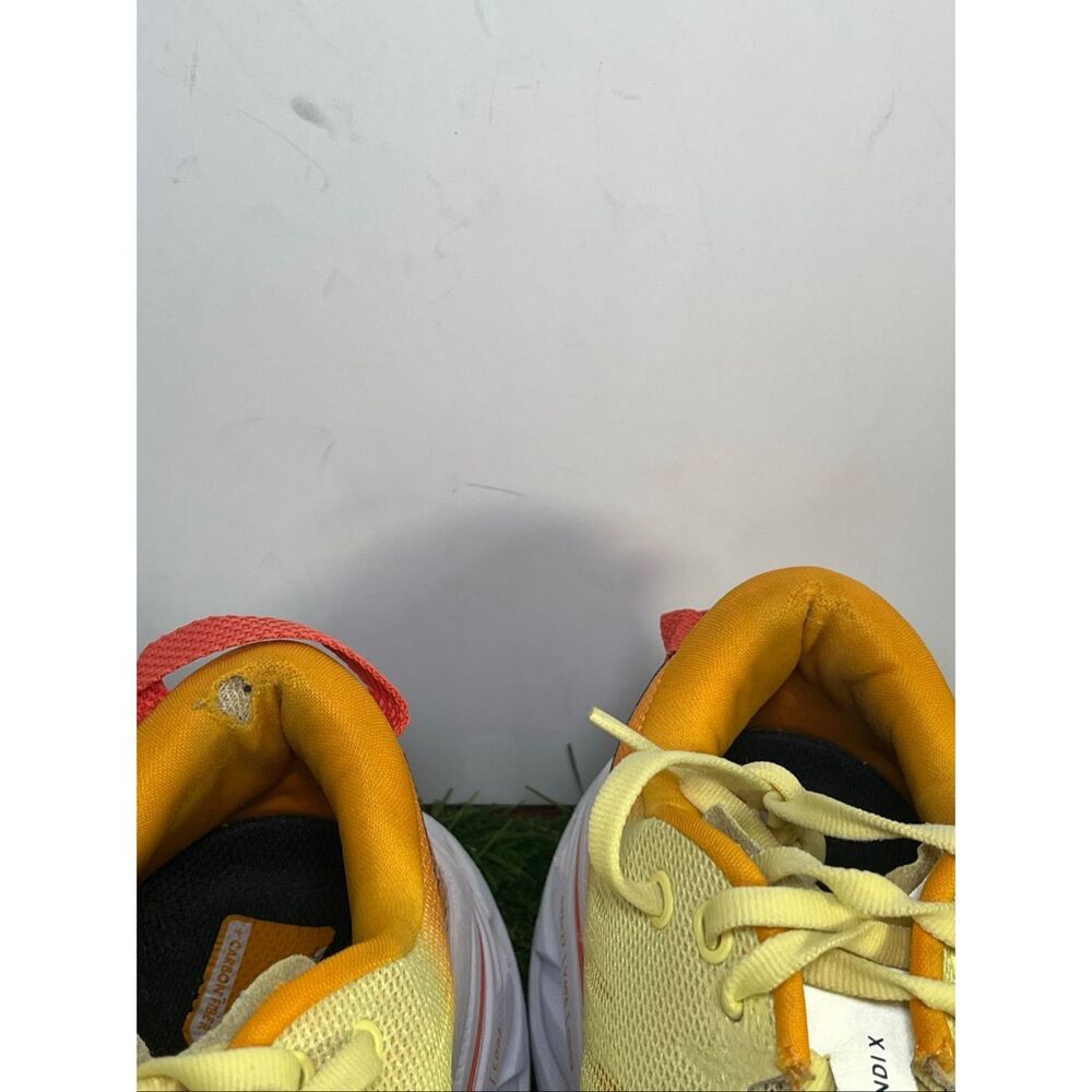 HOKA Bondi X Women’s Size 8B Yellow Orange Carbon Fiber Running Shoes - Picture 9 of 9
